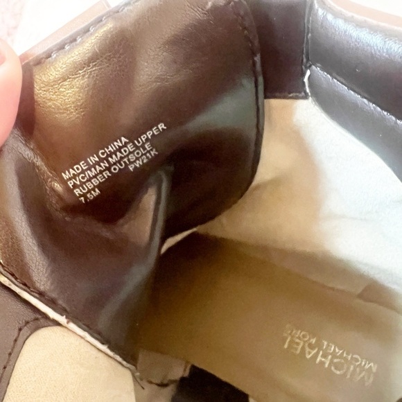 Michael Michael Kors Trudy Logo Boots Initials Brown Lace Up Womens 7.5 Booties - Picture 8 of 9